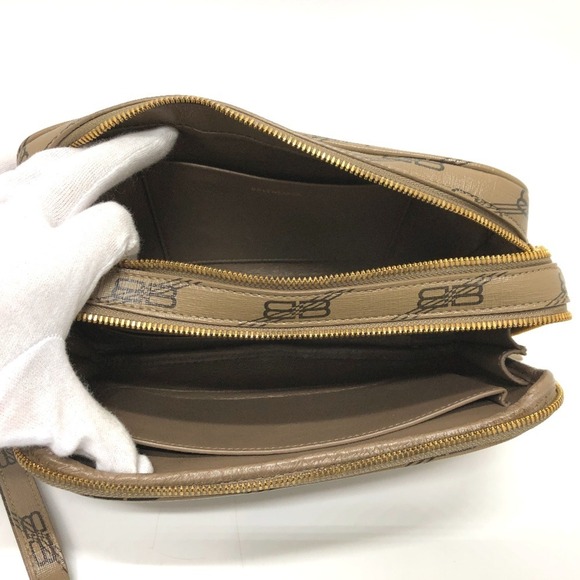 BALENCIAGA Brown Clutch Bag - Picture 8 of 14